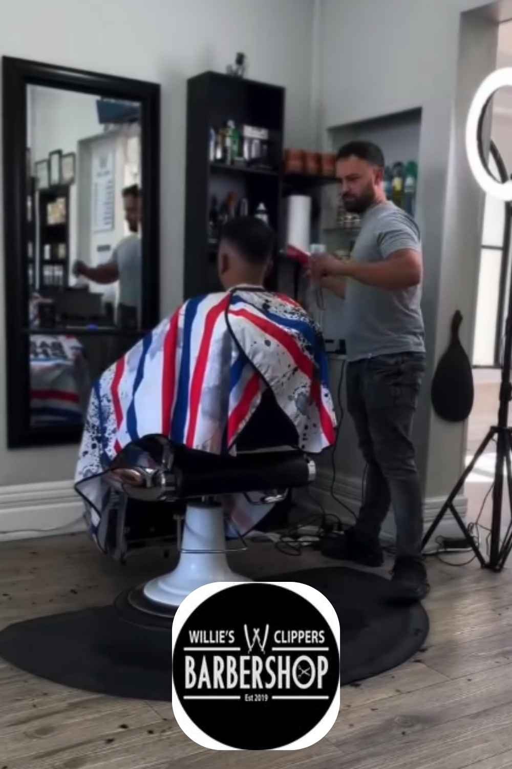 Willie’s Clippers Barbershop, London, ON