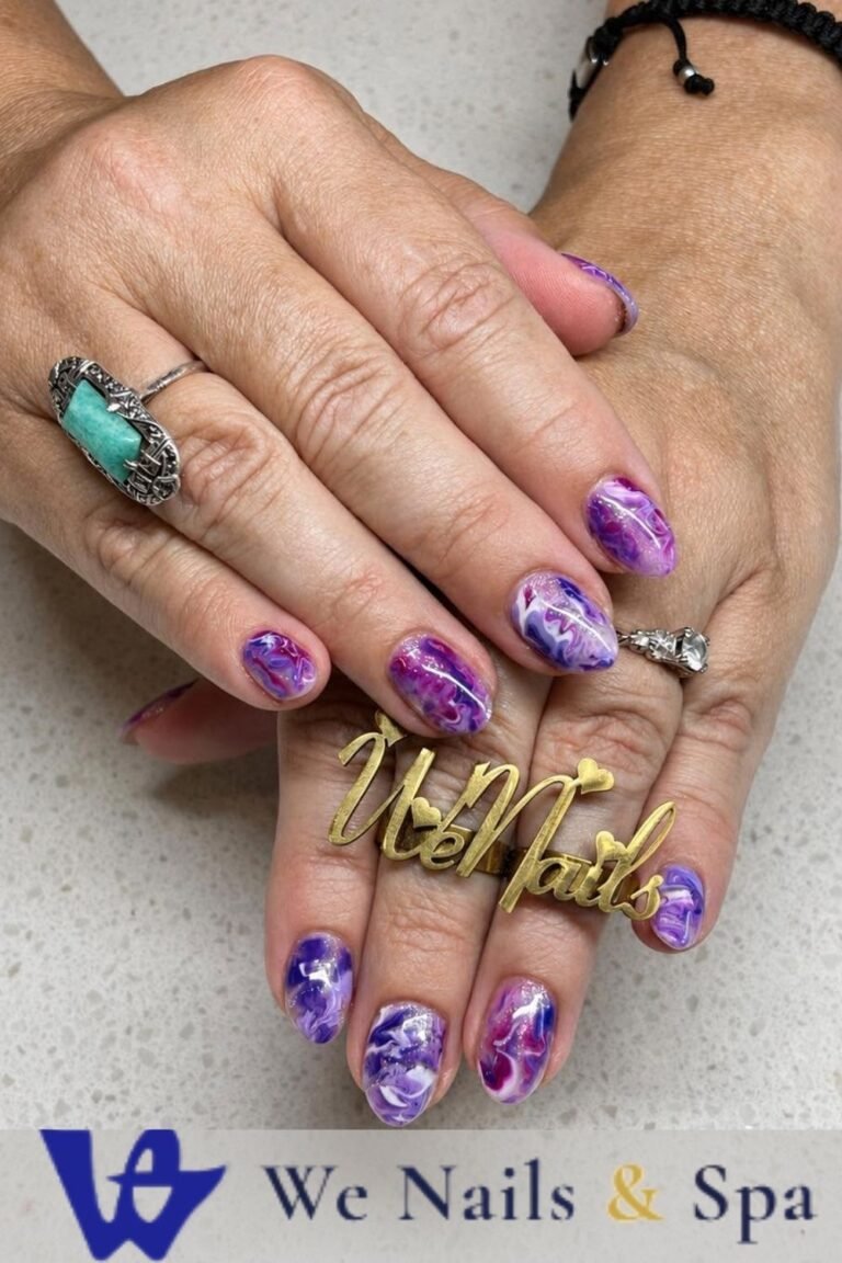 We Nails & Spa